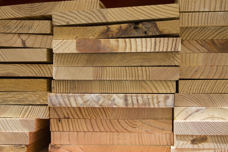 charpentier-TOUET SUR VAR-min_wood_pile_texture_timber_wooden_stack_brown_lumber-704447